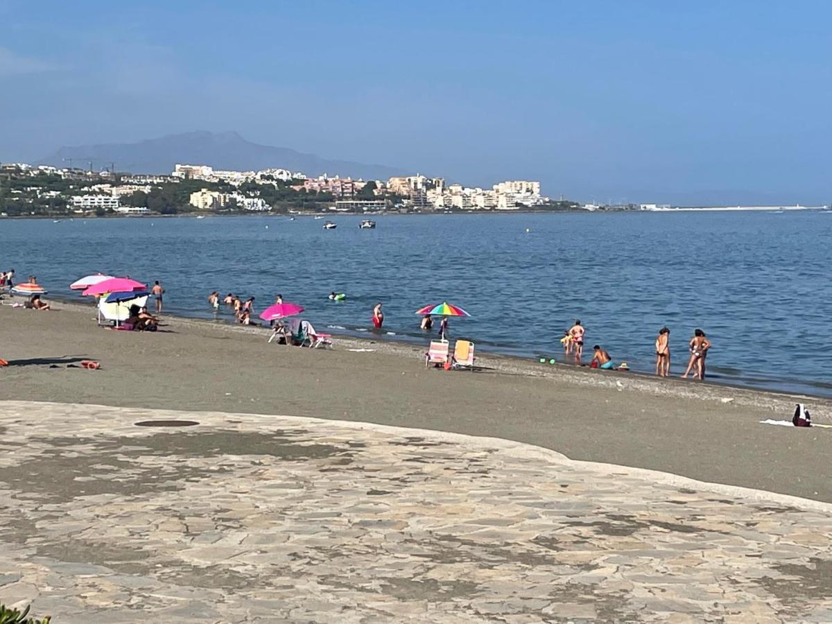 El Lobo De Mar Естепона Екстериор снимка